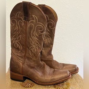 Shyanne Women's Darby Western Boots - Square Toe 9.5